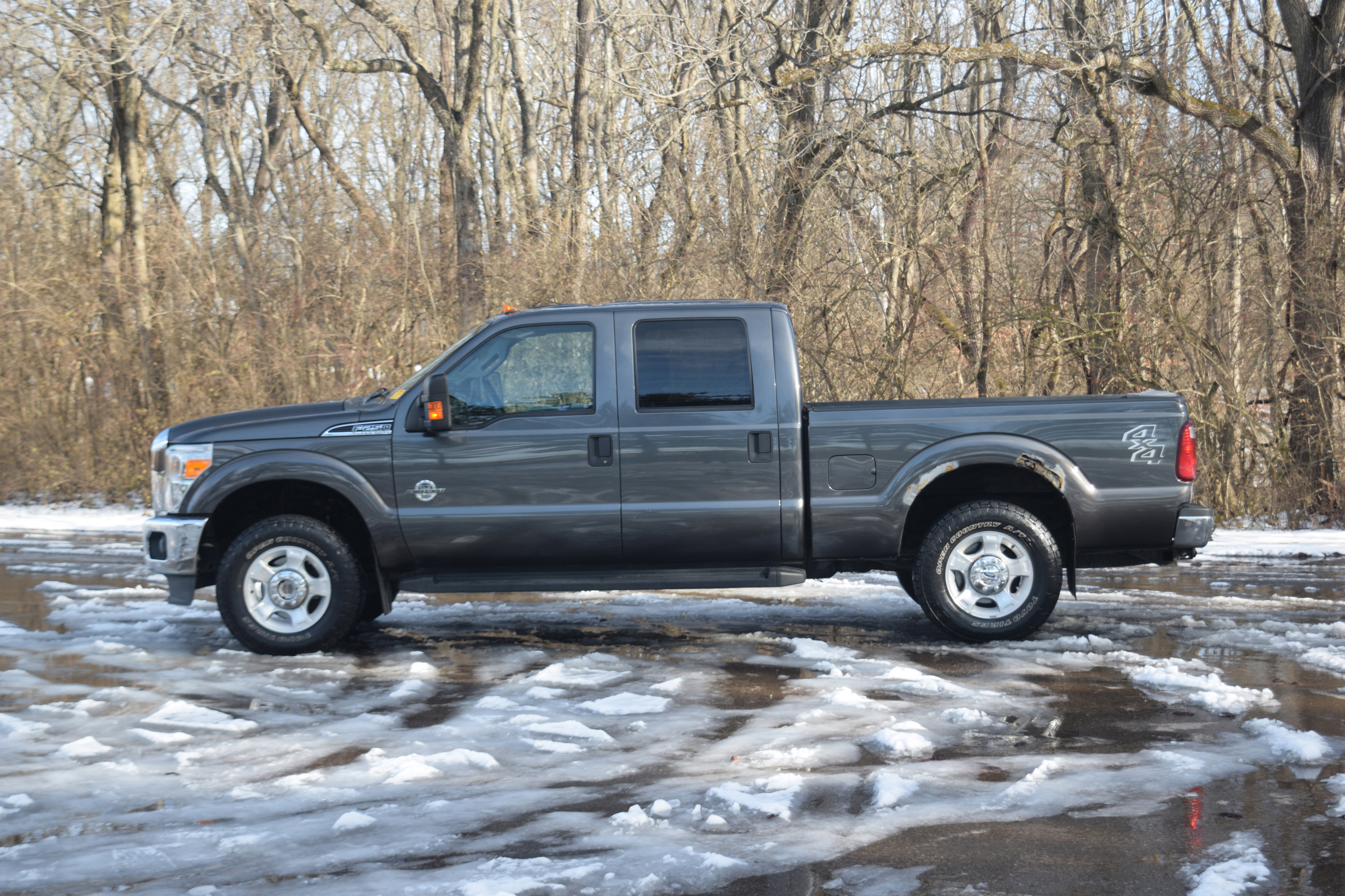 Used 2016 Ford F250 XLT w/ Camper Package image 20