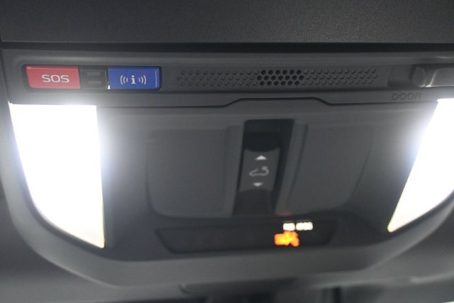 Used 2025 Subaru Forester Premium AWD/4WD image 15