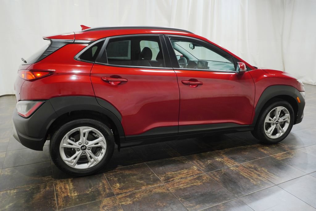 Certified 2023 Hyundai Kona SEL w/ Cargo Package AWD/4WD image 4