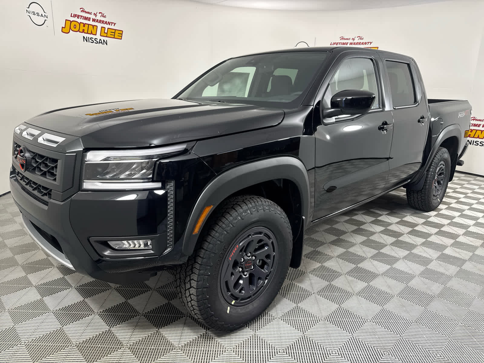 New 2025 Nissan Frontier PRO-4X image 1