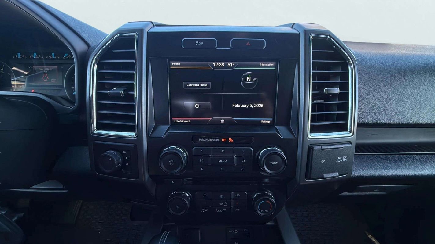 Used 2015 Ford F150 XLT w/ Equipment Group 302A Luxury image 11