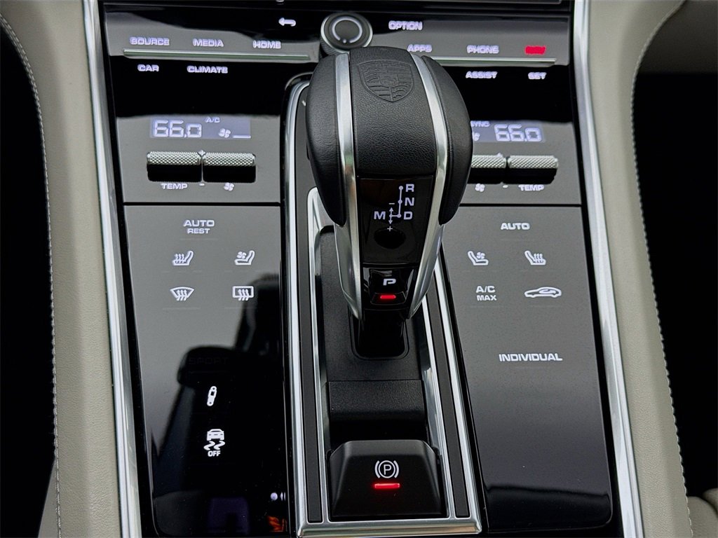 Used 2023 Porsche Panamera Turbo S image 24