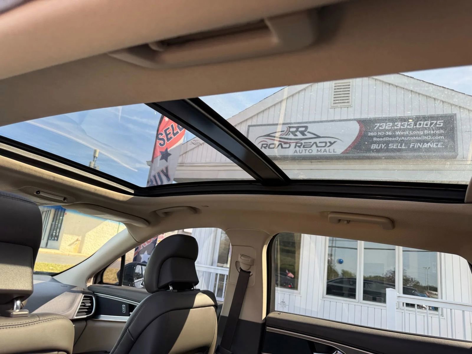 Used 2019 Lincoln Nautilus Select image 36