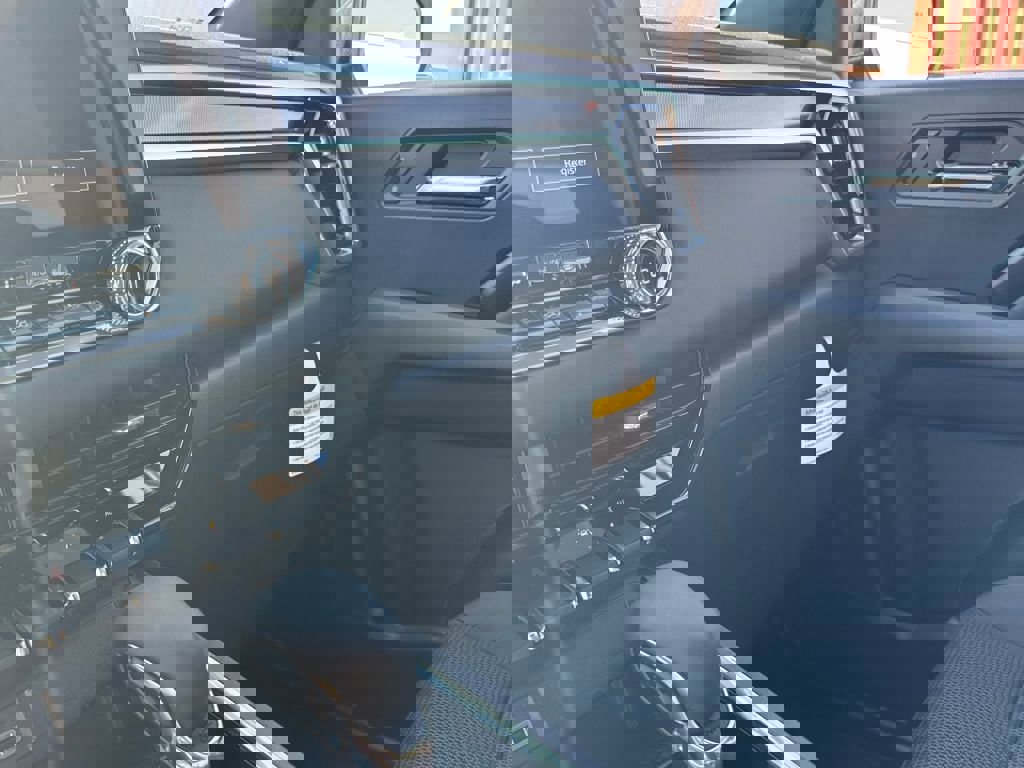 New 2026 GMC Canyon Elevation w/ Convenience Package image 19