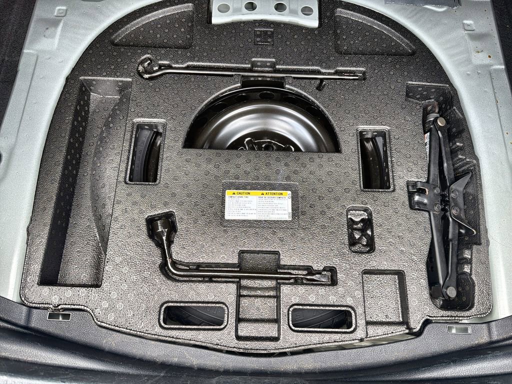 Used 2022 Toyota Camry XSE AWD/4WD image 37