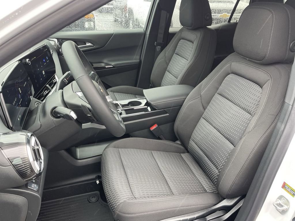 New 2026 Chevrolet Equinox LT w/ Safety and Technology Package image 11