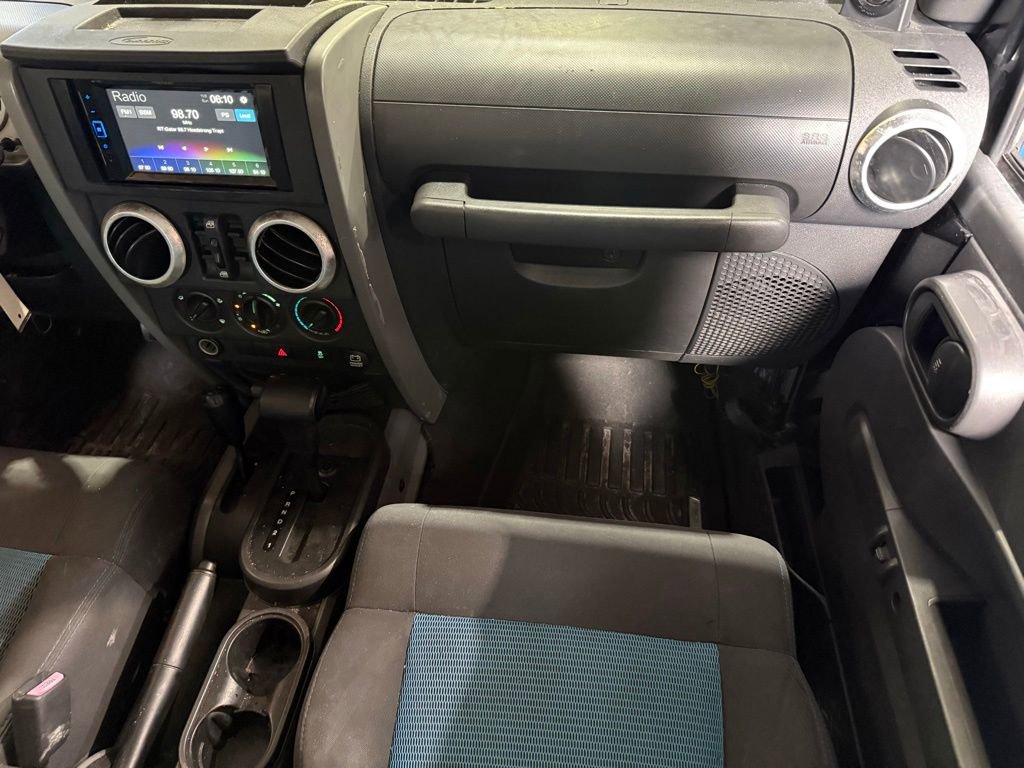 Used 2010 Jeep Wrangler Unlimited Sport AWD/4WD image 12
