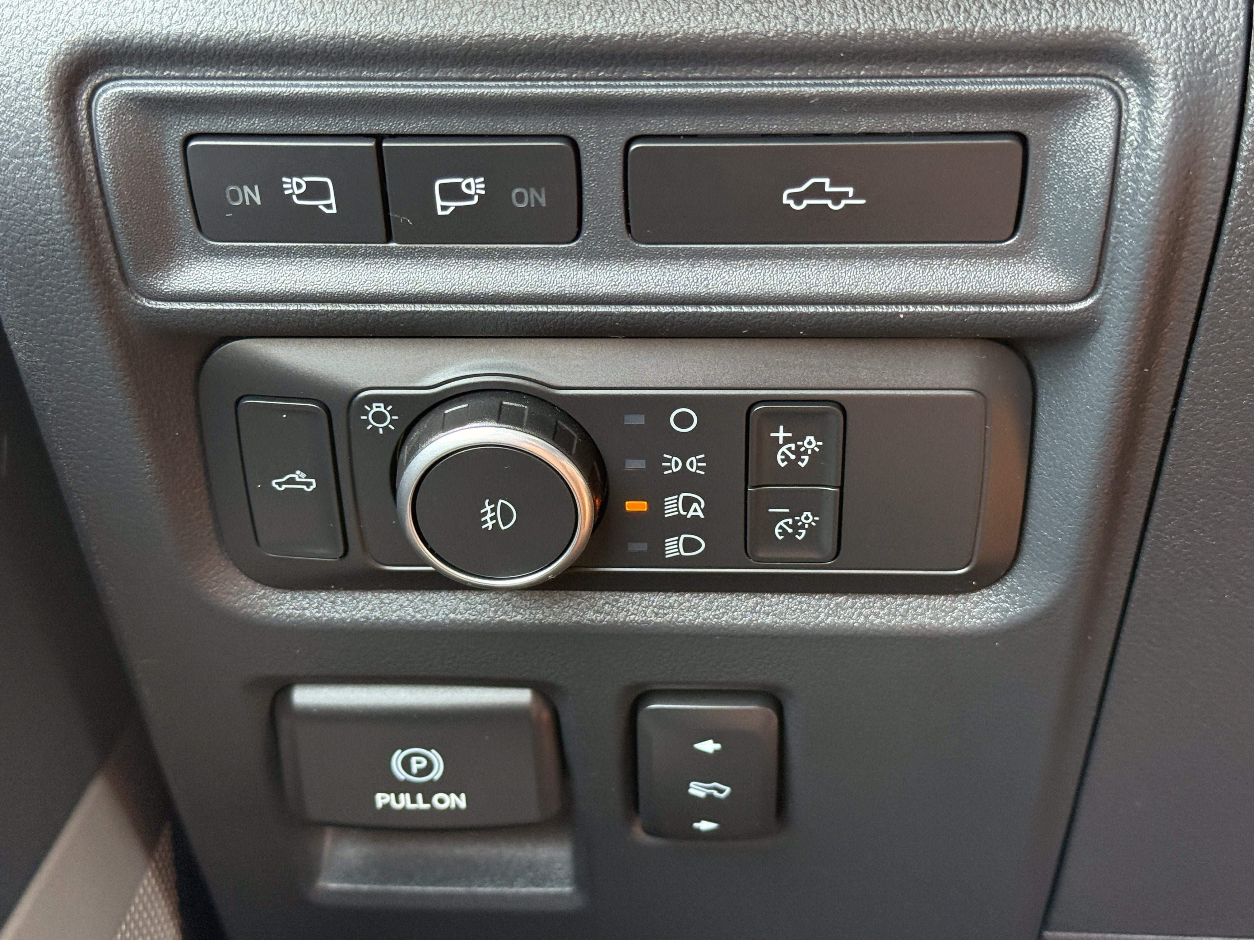 Used 2021 Ford F150 Lariat AWD/4WD image 23