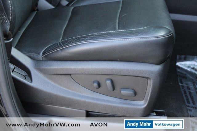 Used 2016 GMC Yukon SLT w/ Open Road Package image 24