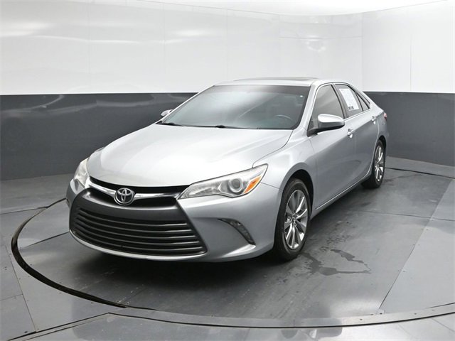 Used 2016 Toyota Camry XLE image 30