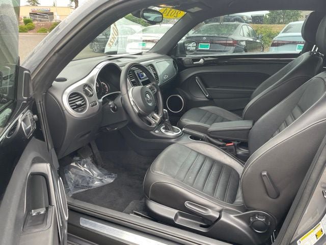 Used 2014 Volkswagen Beetle TDI FWD image 13