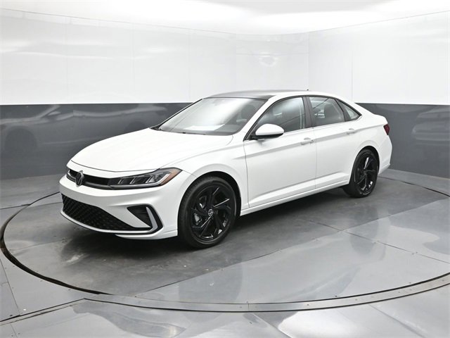 New 2025 Volkswagen Jetta SE