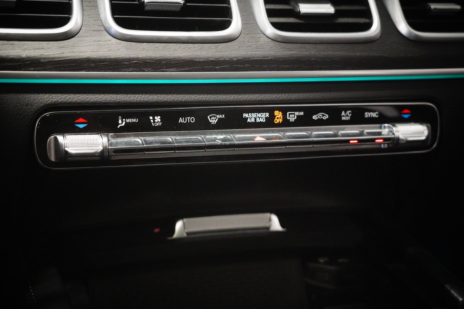 Certified 2023 Mercedes-Benz GLS 450 4MATIC image 26