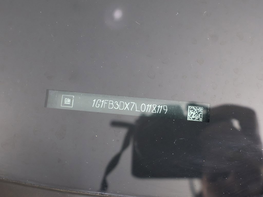 Used 2020 Chevrolet Camaro LT image 48