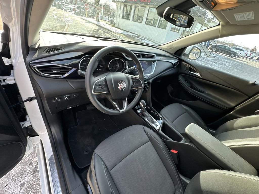 Certified 2022 Buick Encore GX Select w/ Sport Touring Package image 10