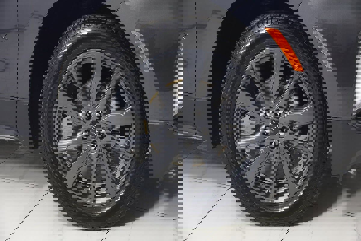 Used 2022 Chevrolet Equinox RS image 13