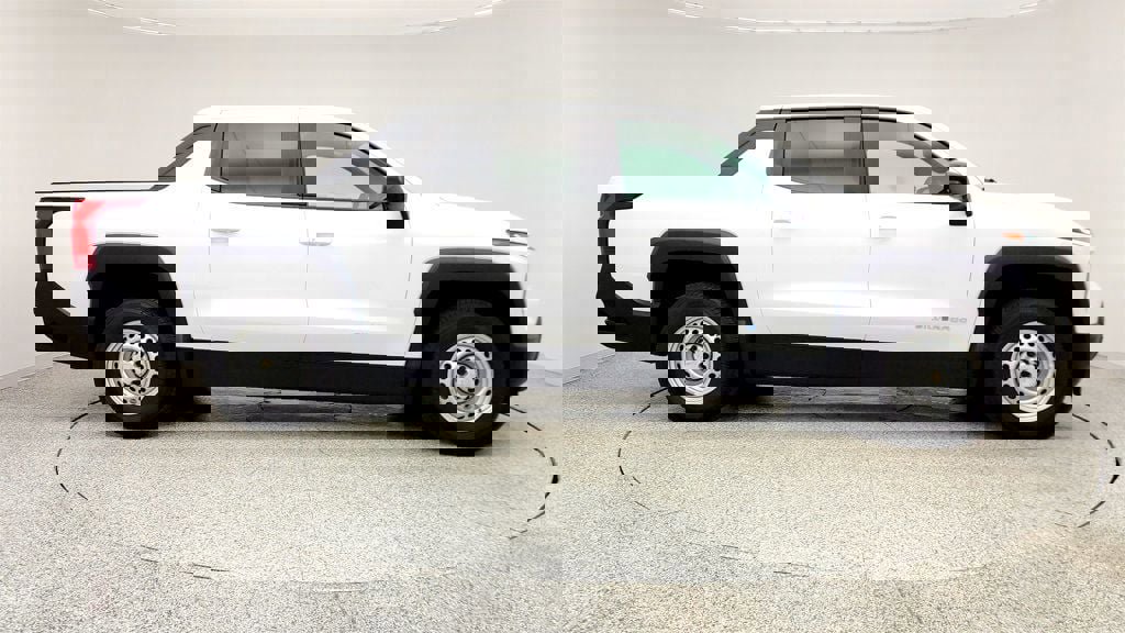 Used 2024 Chevrolet Silverado EV W/T AWD/4WD image 4