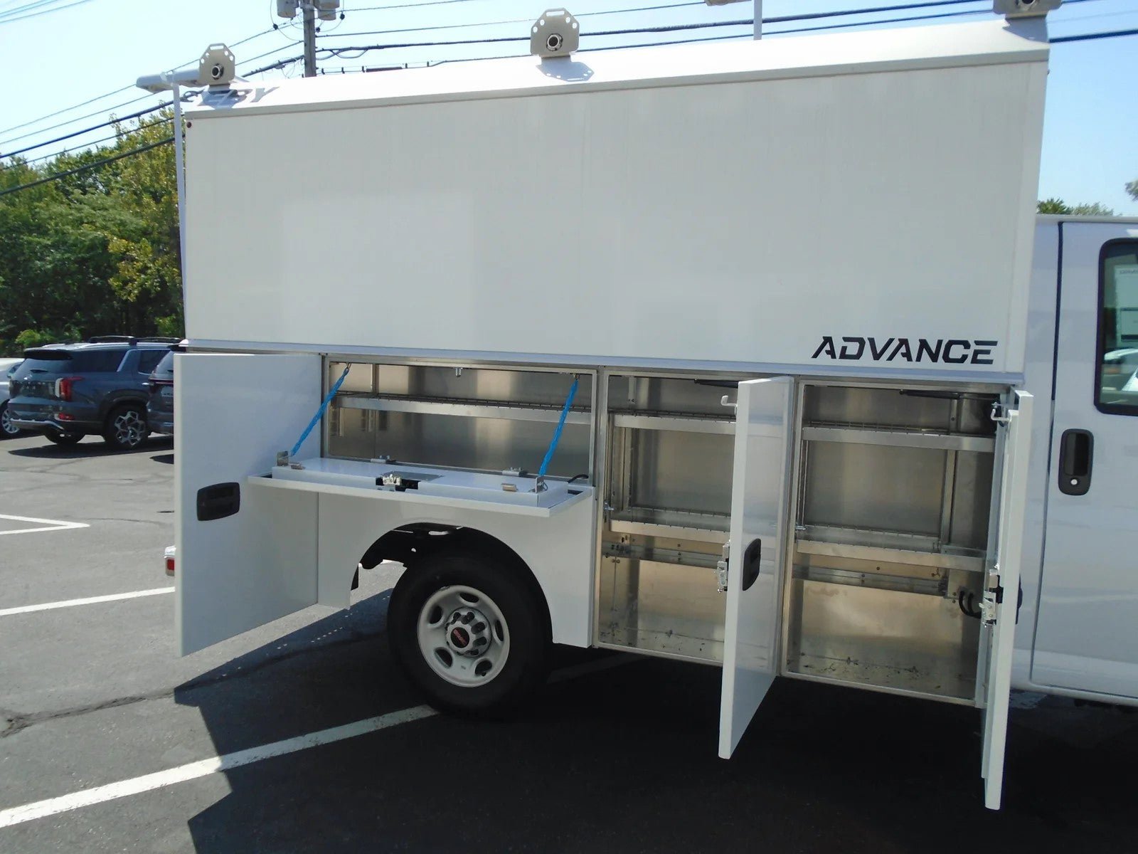 New 2025 GMC Savana 3500 w/ Power Convenience Package image 7