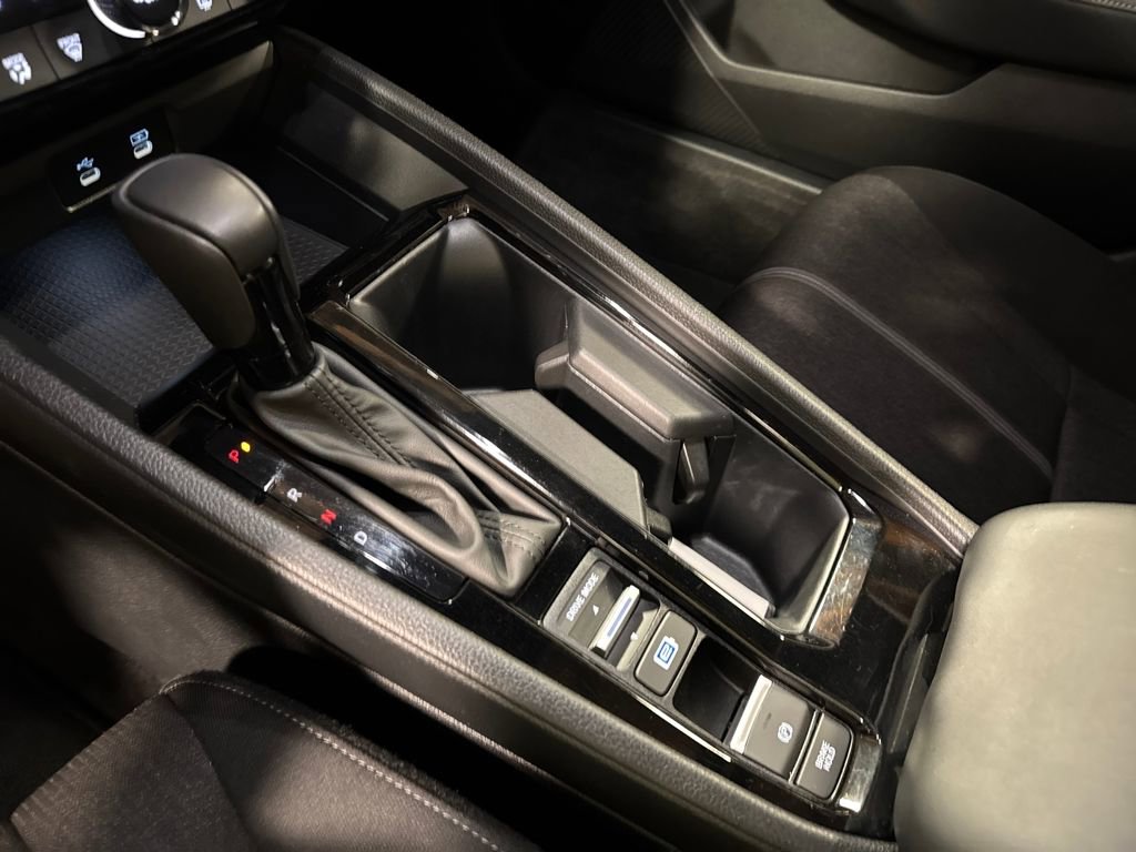 Used 2024 Honda Accord Sport image 18