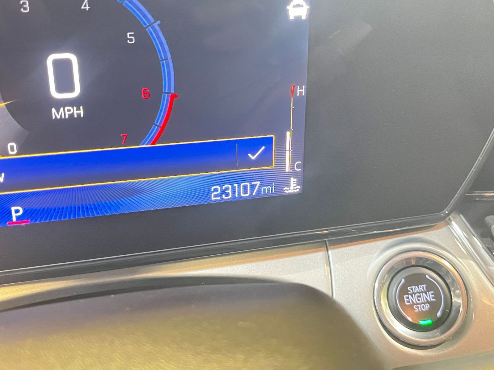 Used 2025 Chevrolet Trax LT image 39