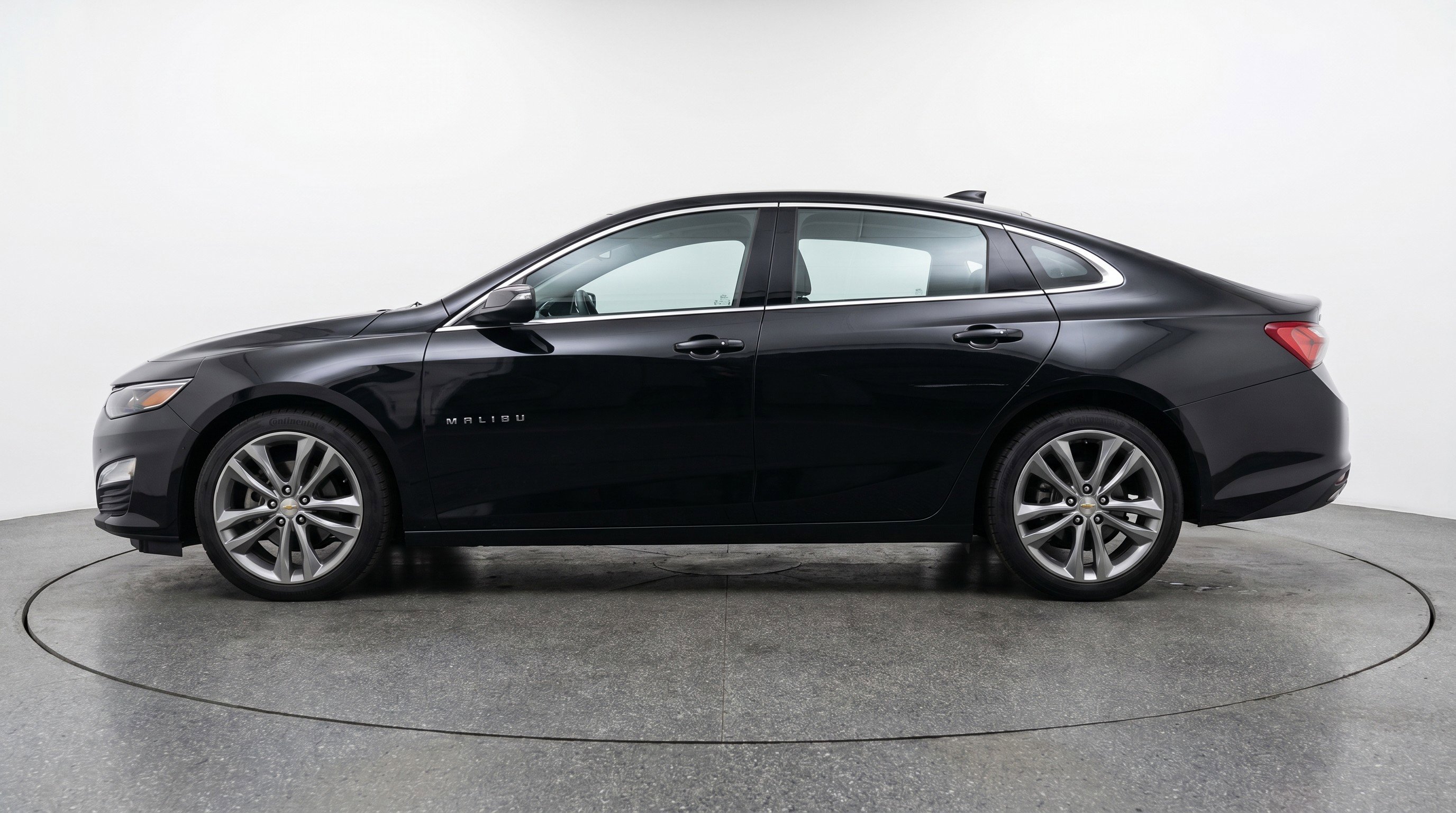 Used 2024 Chevrolet Malibu LT FWD image 5
