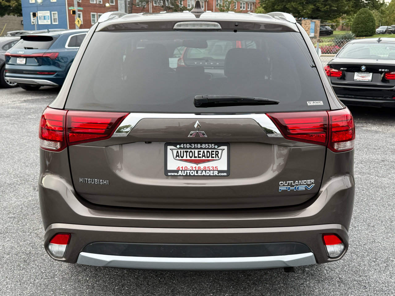 Used 2018 Mitsubishi Outlander SEL image 5