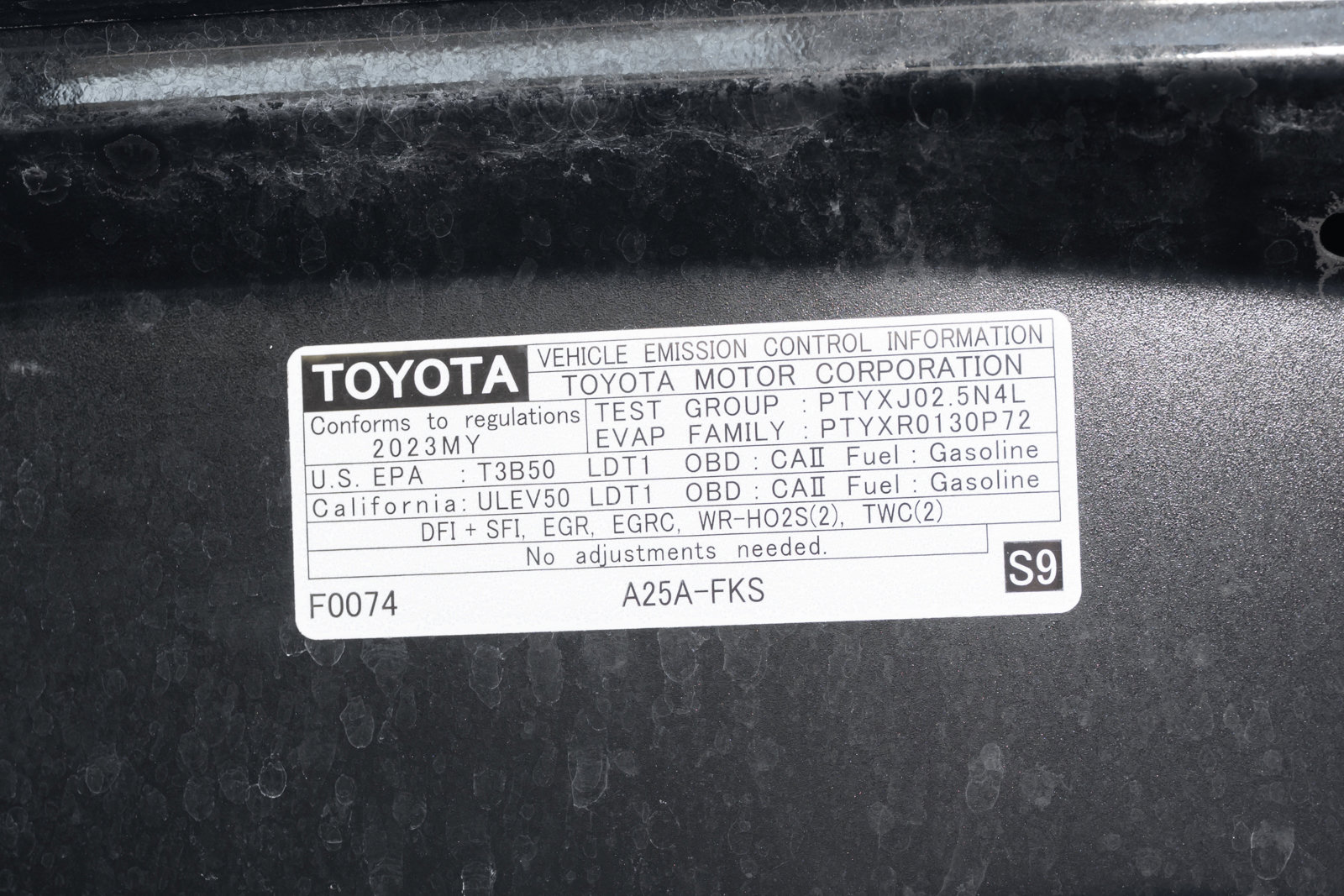 Used 2023 Toyota RAV4 XLE Premium image 16