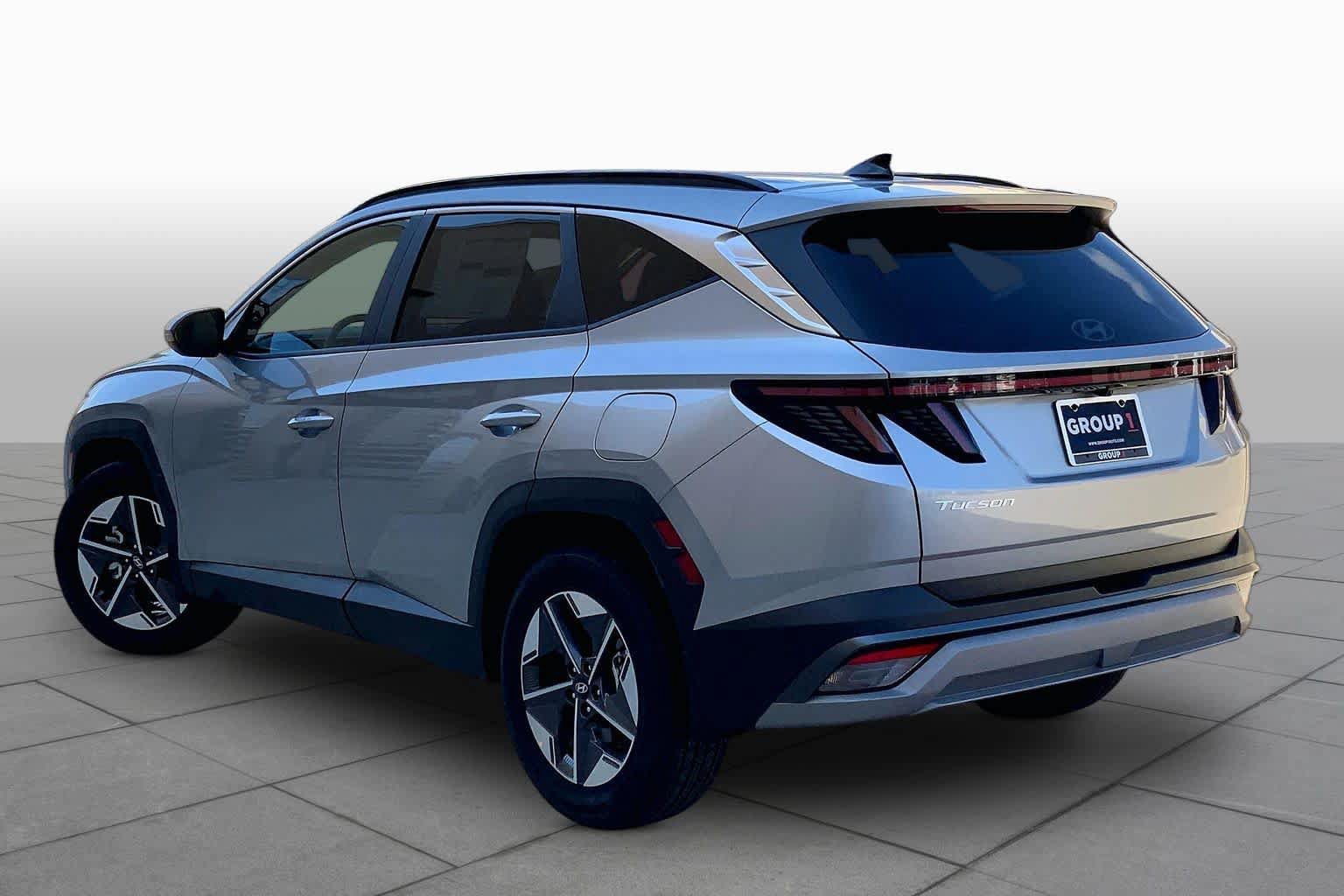 New 2026 Hyundai Tucson SEL FWD image 12