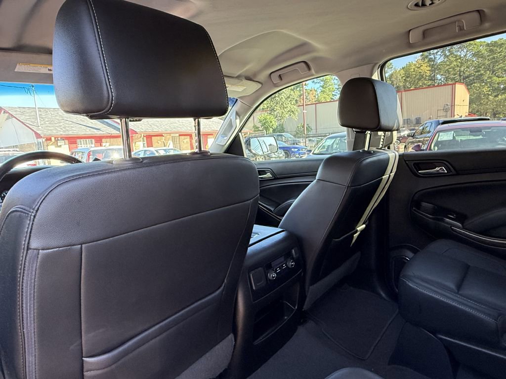 Used 2019 Chevrolet Suburban LT image 23