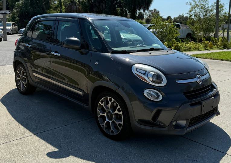 Used 2014 FIAT 500L Trekking w/ Popular Equipment Group FWD image 5
