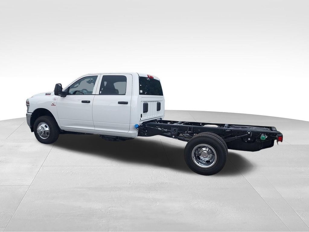 New 2027 RAM 3500 Tradesman w/ Chrome Appearance Group A AWD/4WD image 3