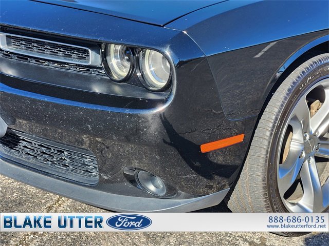 Used 2015 Dodge Challenger SXT w/ Super Sport Group (SS/T) image 8