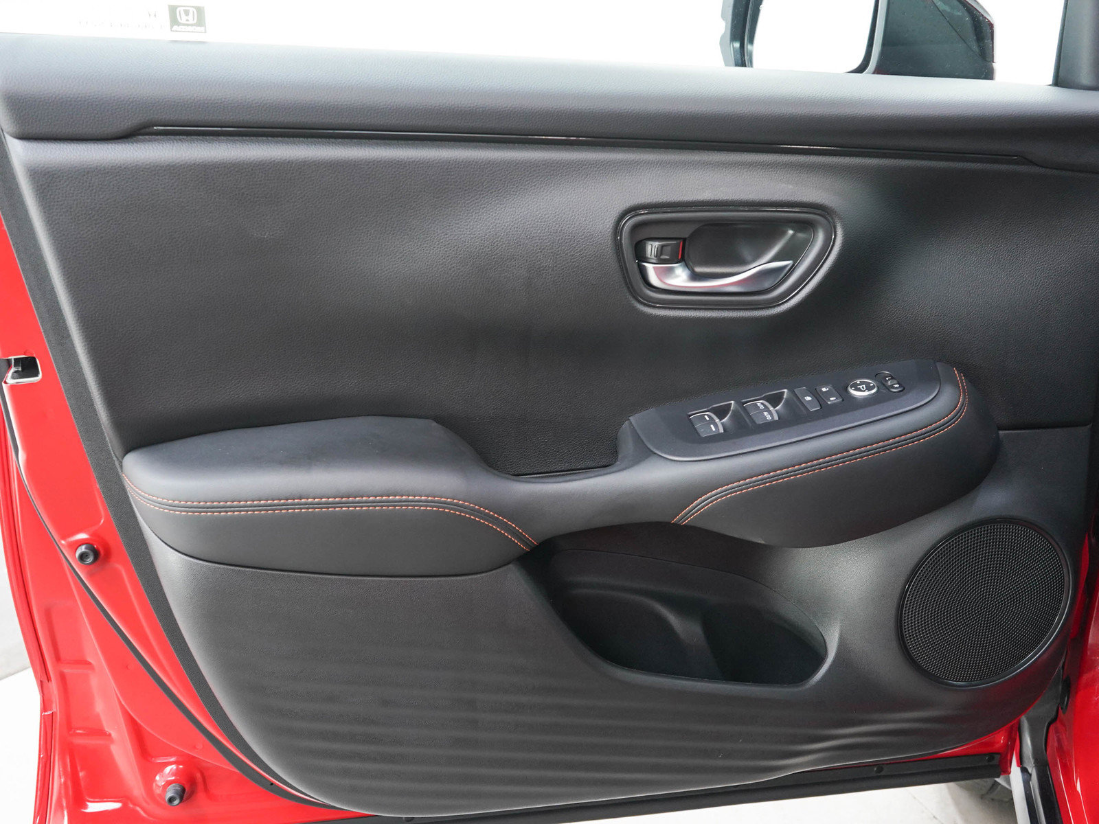 Used 2025 Honda HR-V Sport image 21