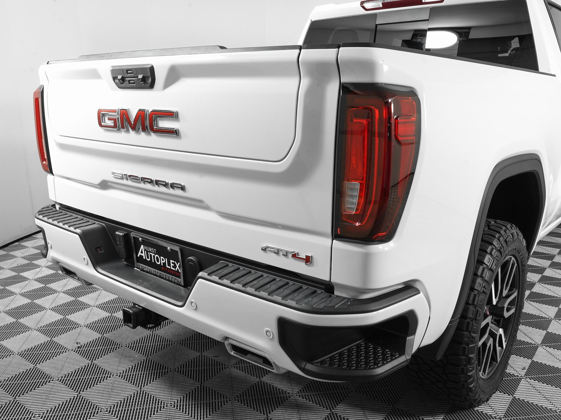 Used 2023 GMC Sierra 1500 AT4 w/ AT4 Premium Package image 34