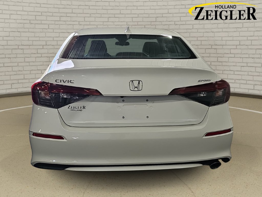 Used 2025 Honda Civic Sport image 6