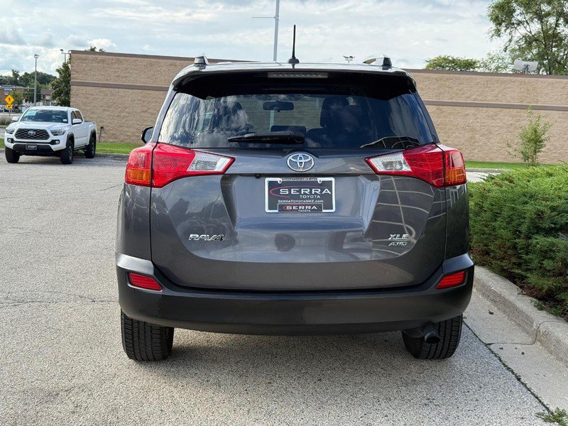 Used 2015 Toyota RAV4 XLE AWD/4WD image 4