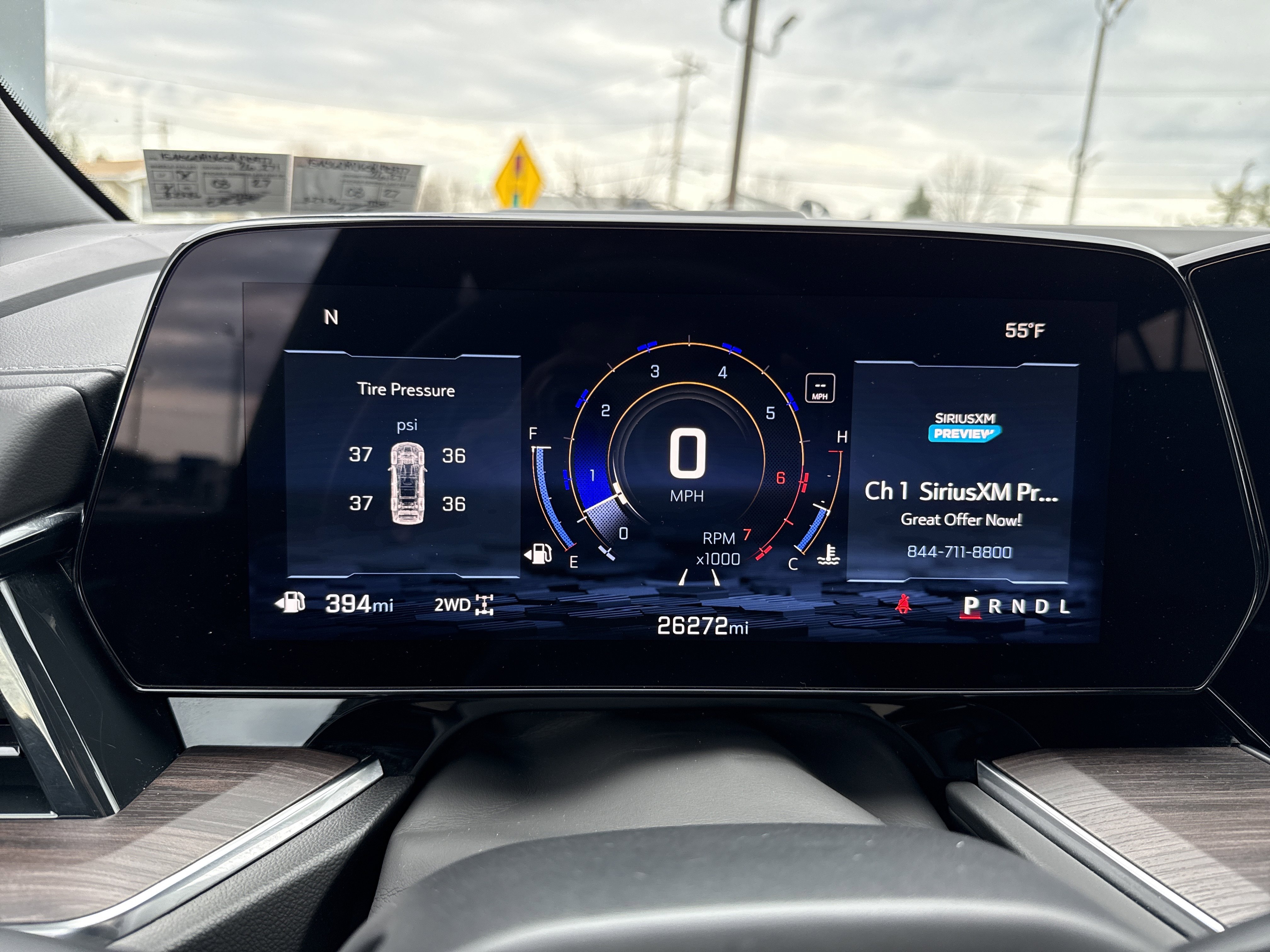 Used 2025 Chevrolet Suburban Z71 AWD/4WD image 21