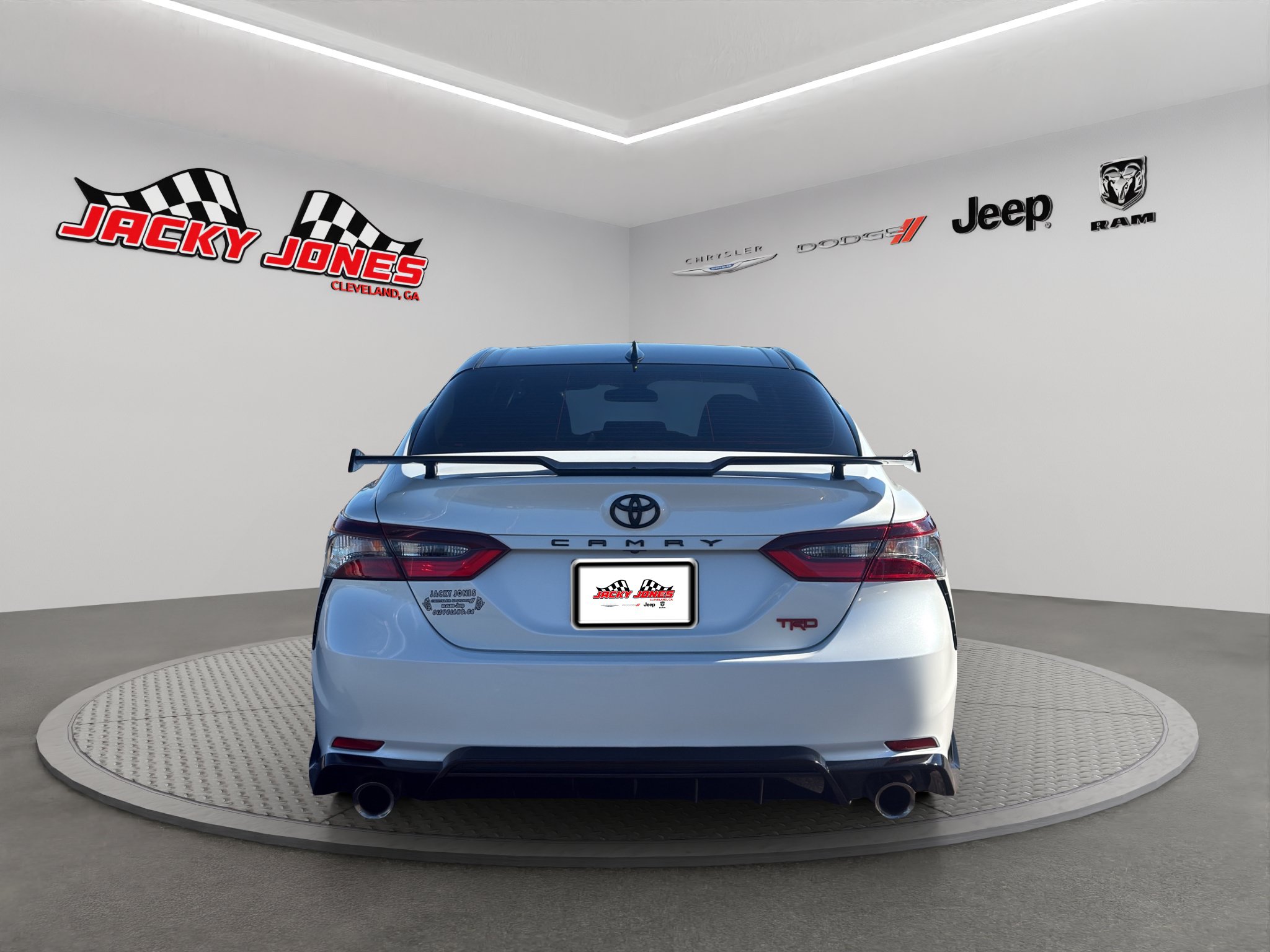 Used 2023 Toyota Camry TRD w/ TRD Package w/JBL Audio FWD image 8