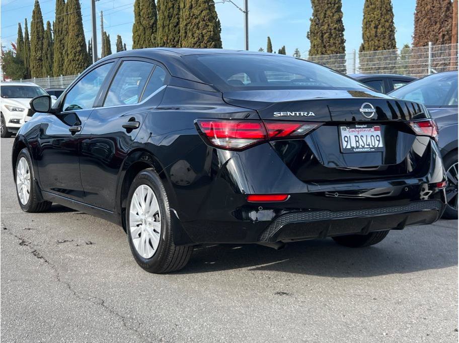 Used 2024 Nissan Sentra S image 6