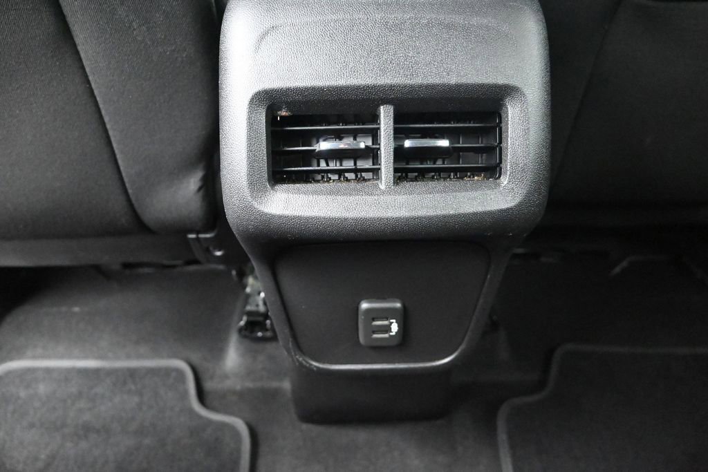 Used 2019 Chevrolet Equinox LT FWD image 14