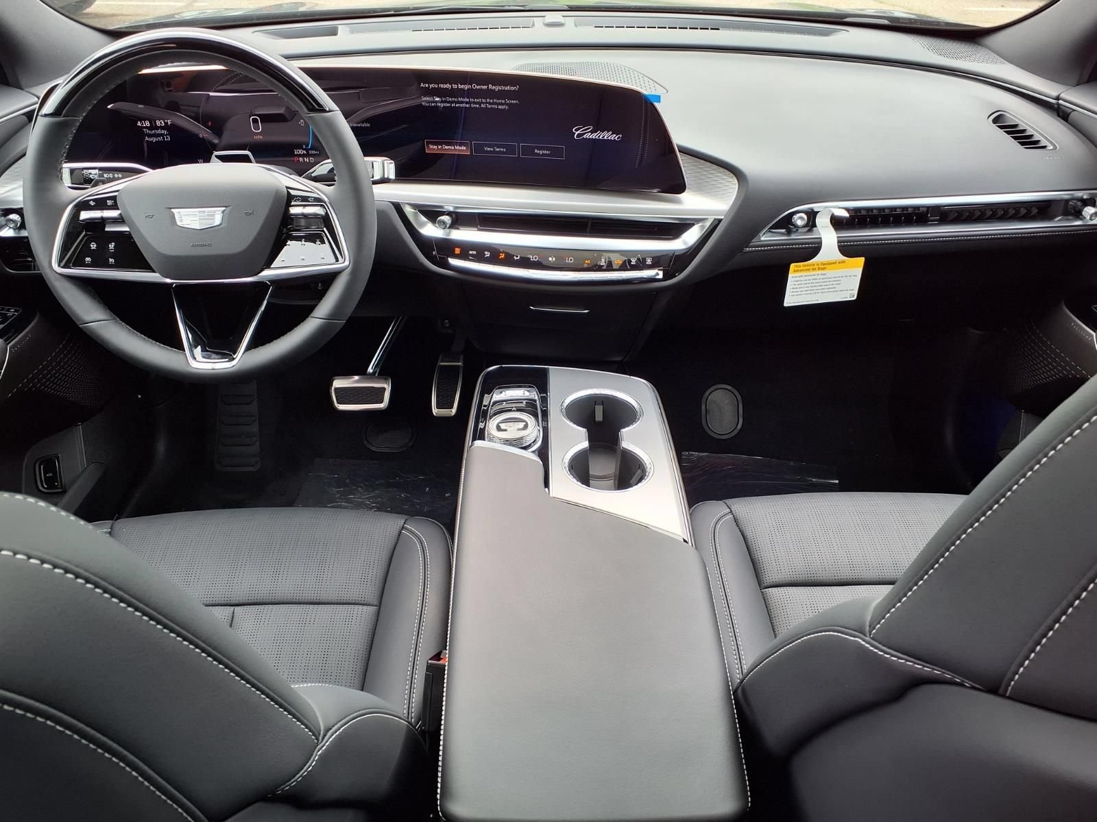 New 2027 Cadillac Lyriq Sport w/ LPO, Floor Liner Package AWD/4WD image 10