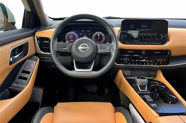 Used 2023 Nissan Rogue Platinum w/ Platinum Premium Package image 5