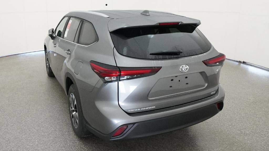 New 2026 Toyota Highlander XLE AWD/4WD image 6