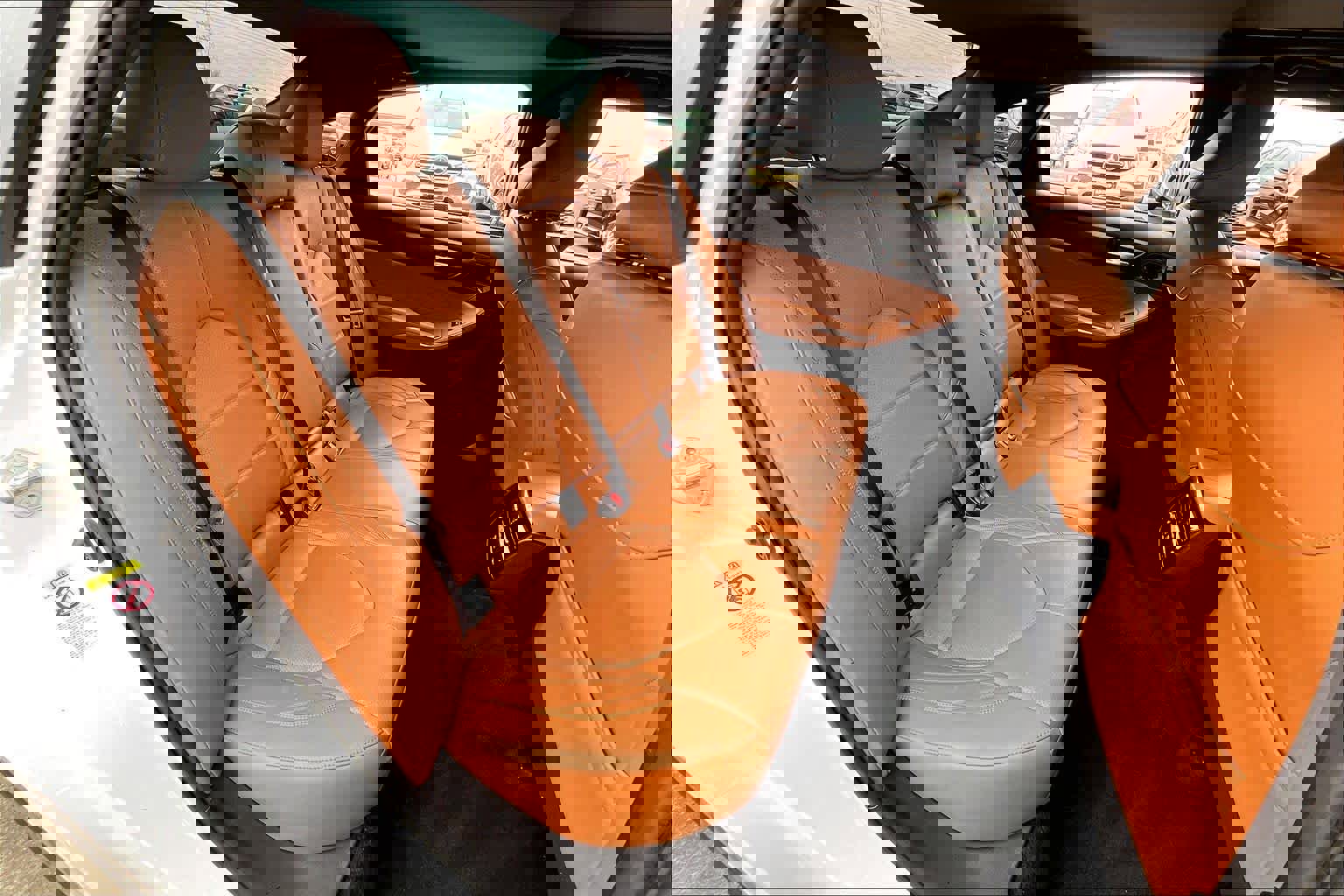 Used 2019 Toyota Avalon Limited image 18