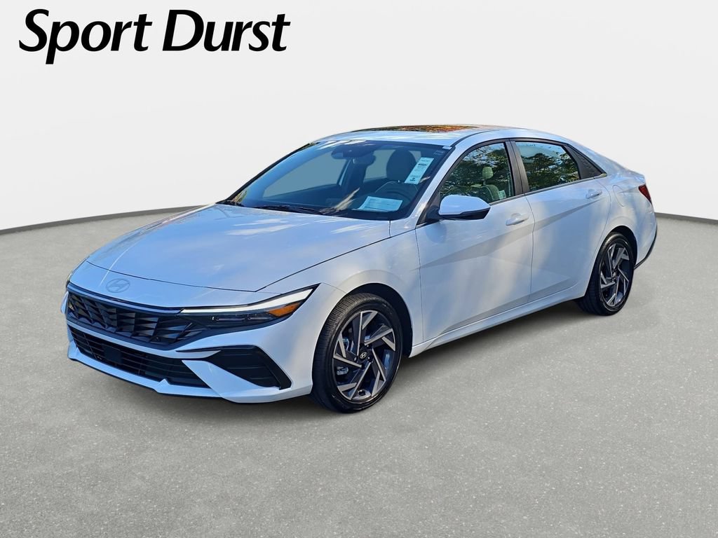 Used 2025 Hyundai Elantra Limited FWD image 1