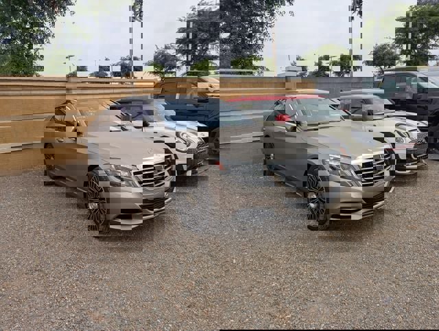 Used 2017 Mercedes-Benz S 550 Sedan image 4