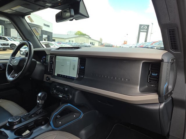 Used 2024 Ford Bronco Wildtrak AWD/4WD image 13