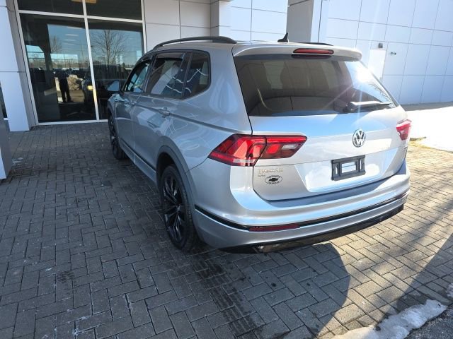Used 2020 Volkswagen Tiguan SE R-Line image 2