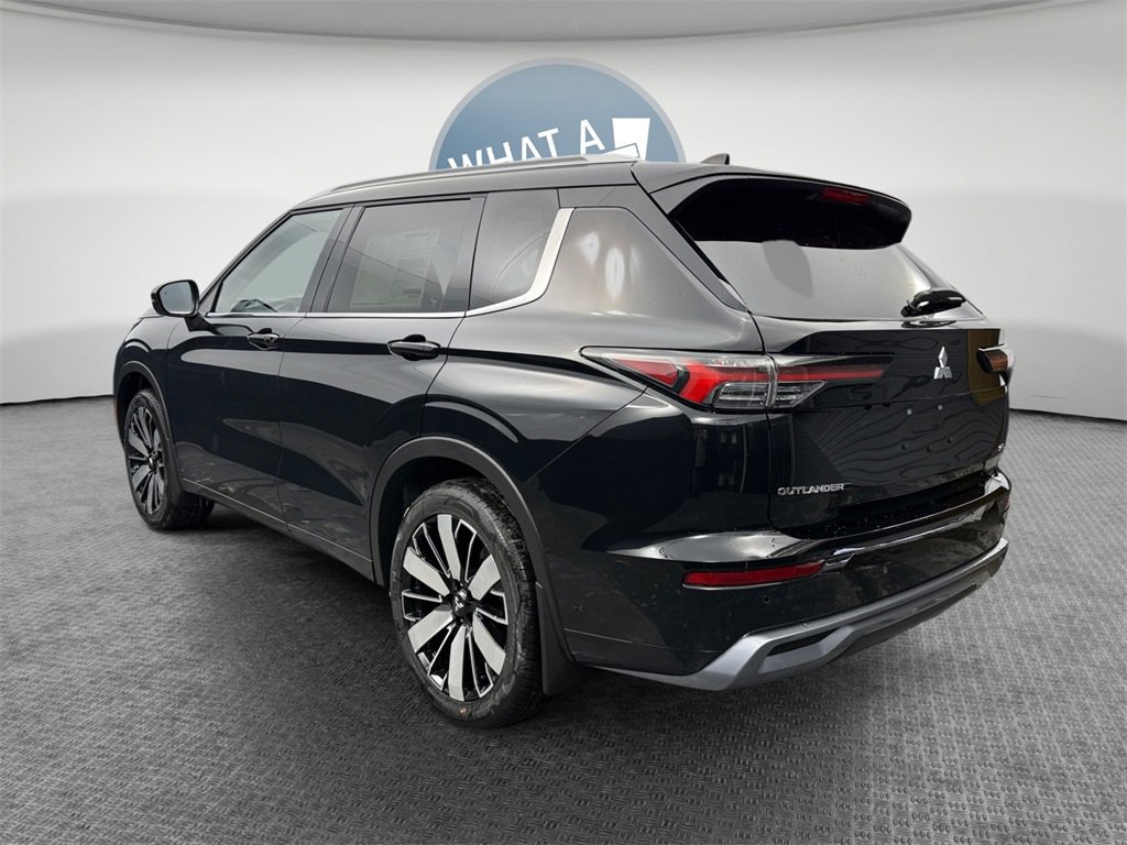 New 2026 Mitsubishi Outlander SEL image 6