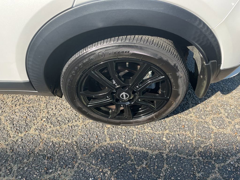 Used 2023 Nissan Kicks SR w/ SR Premium Package image 31
